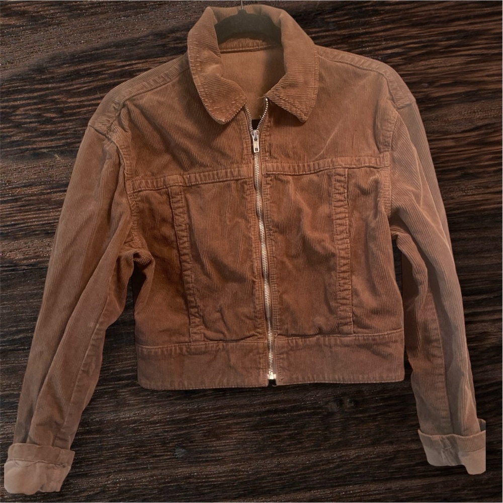 J. Galt Women's Stylish Tan Corduroy Bomber Jacket. Size small
